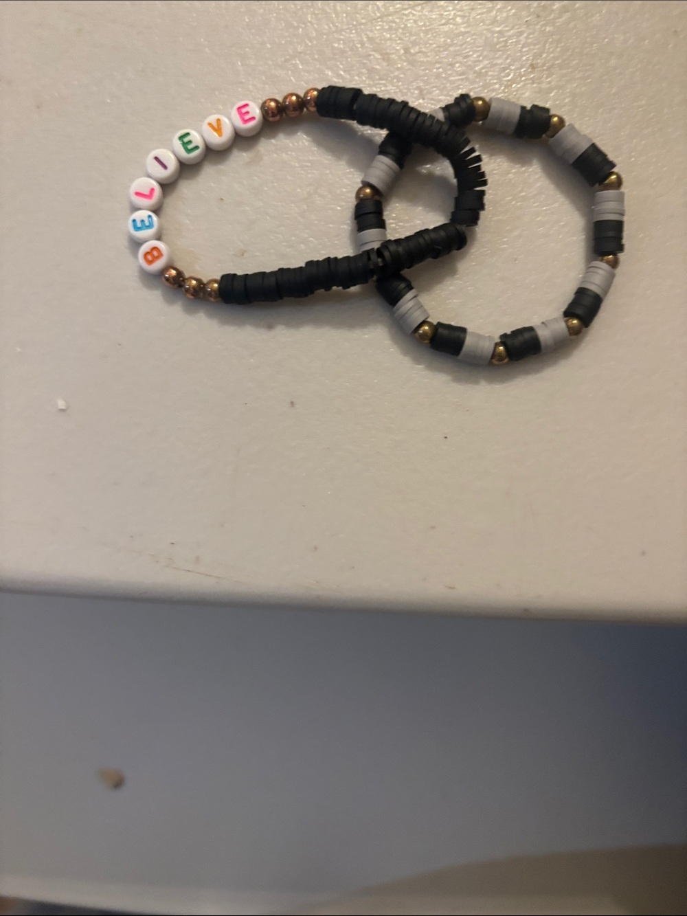 Kids 'Believe' Beaded Bracelet Set - Black & Gray
